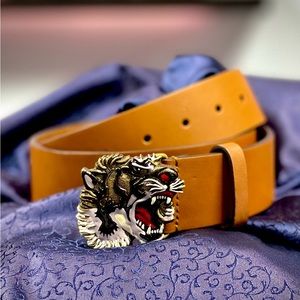 Gucci Mens Belt, Lion Head Buckle